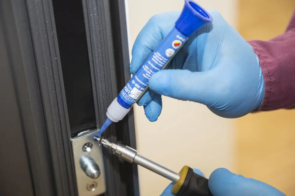 Fixador de Parafusos Resistência Média 50ml WeiconLock AN 302-43 WEICON 3