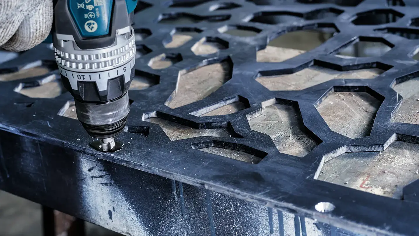 Óleo de corte PRO Universal 250 ml BOSCH 6