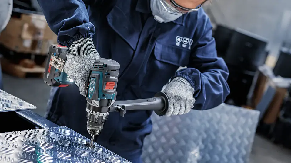 Óleo de corte PRO Universal 250 ml BOSCH 7