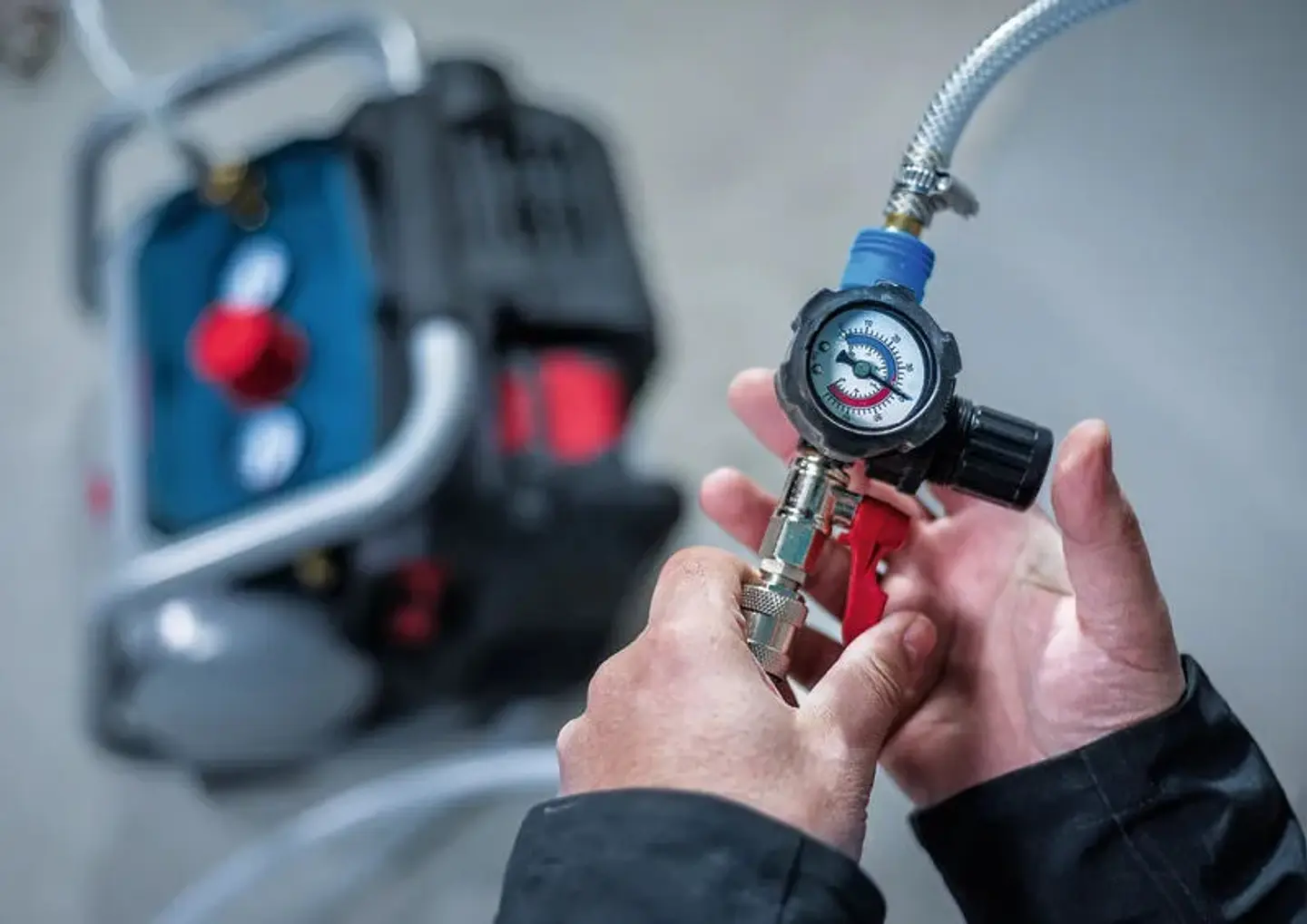 Compressor de ar sem fio GKO 18V-51 BOSCH 9
