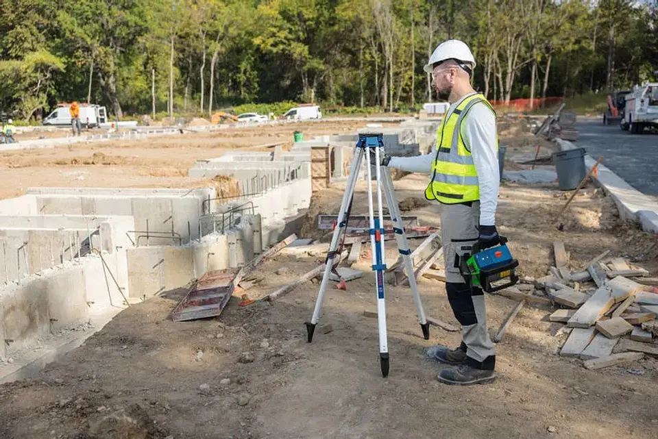 Nível Laser Rotativo PRO GRL 18V-3-31 G + 1 bateria ProCore BOSCH  4