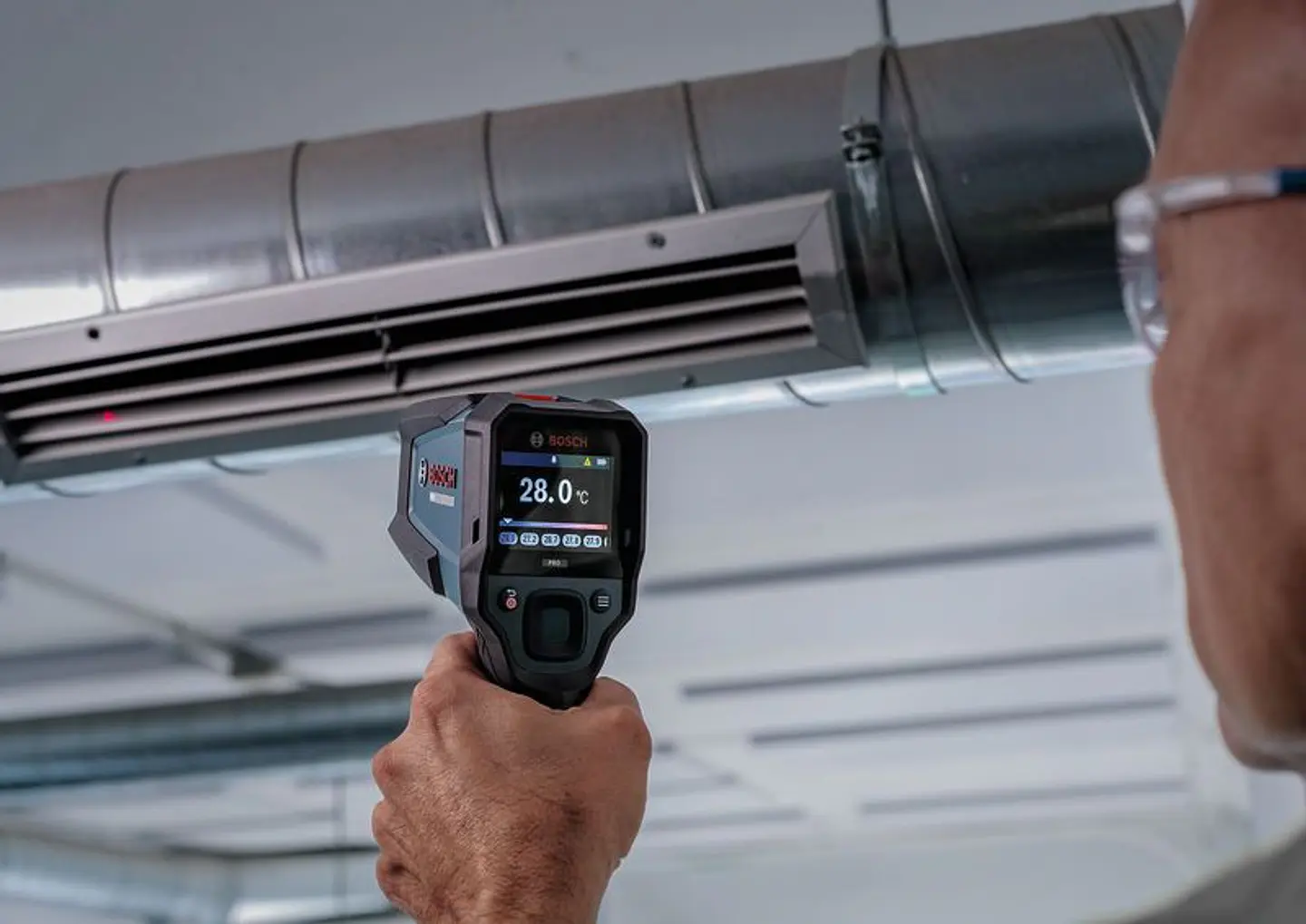 Termodetector PRO GIS 12V-700-14 BOSCH 3