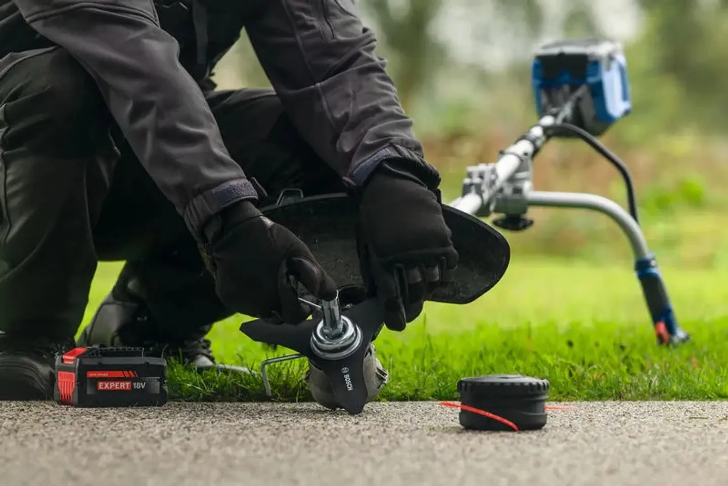 Roçadora sem fio PRO GFR 18V-25 BH BOSCH 2