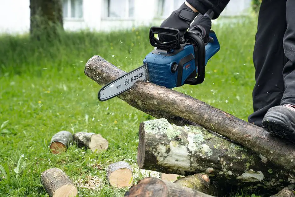 Eletrosserra sem fio GKE18V-30 BOSCH 5