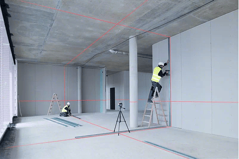 Nivel laser 3 linhas vermelhas GLL 3-80 C + BM1 BOSCH