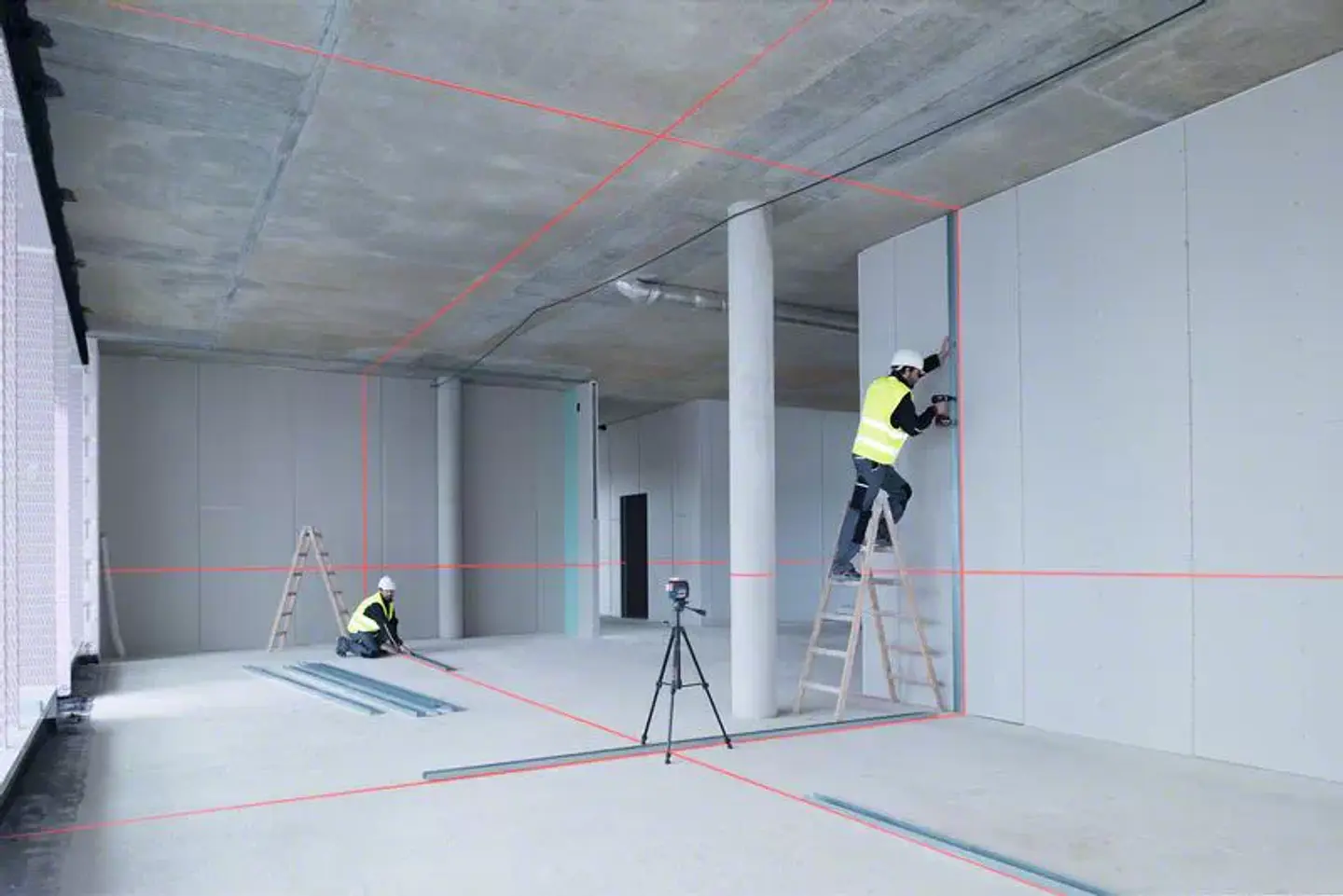 Nivel laser 3 linhas vermelhas GLL 3-80 C + BM1 BOSCH 2