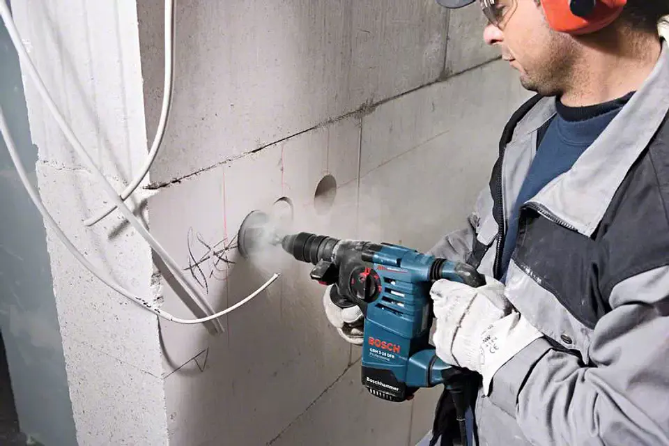 Martelo perfurador SDS Plus GBH 3-28 DFR BOSCH 4