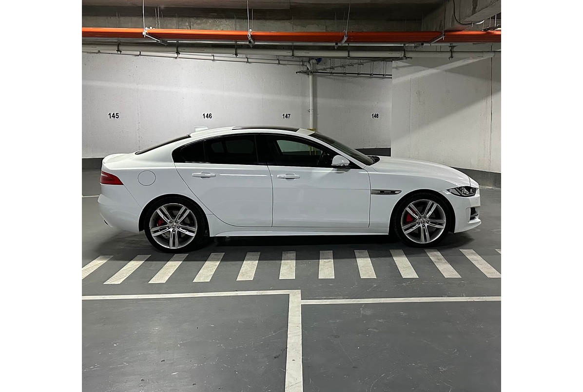 JAGUAR XE R SPORT 2.0 2017