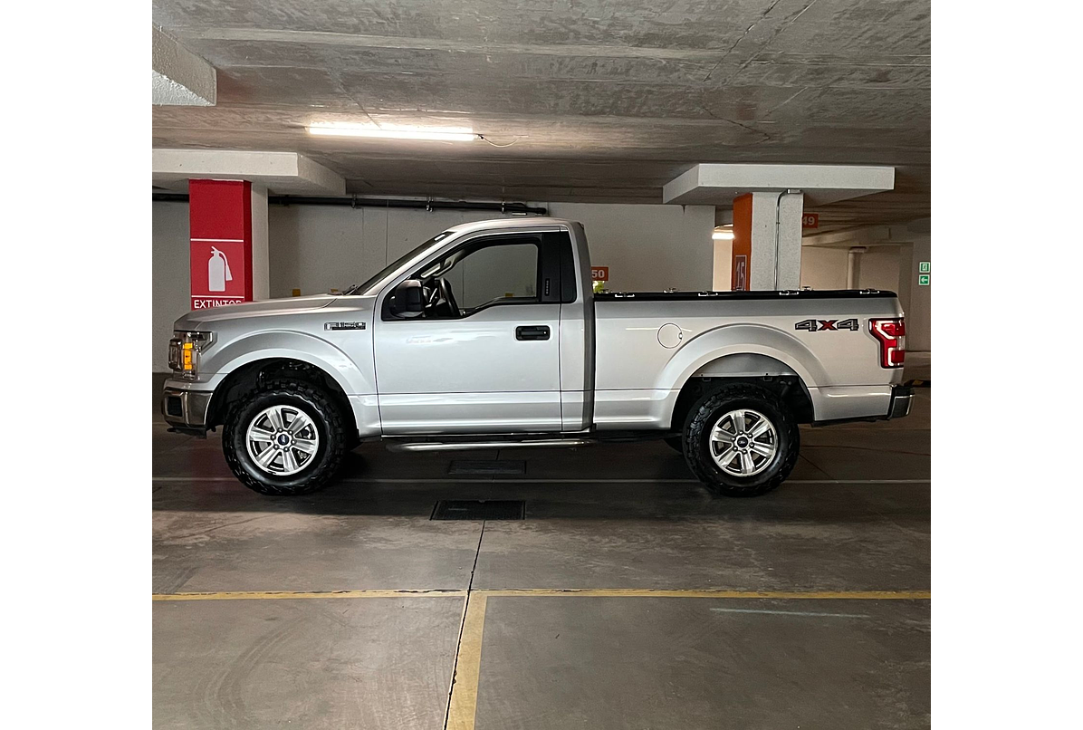 FORD F150 XLT PICKUP 4X4 3.3 2019