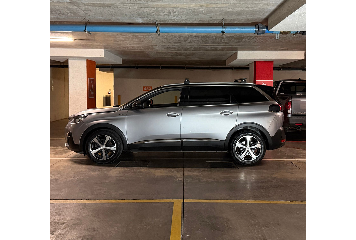 PEUGEOT 5008 GT LINE 1.5 2019
