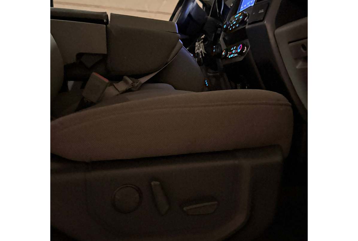 FORD NEW F150 XLT 4X4 5.0 2021