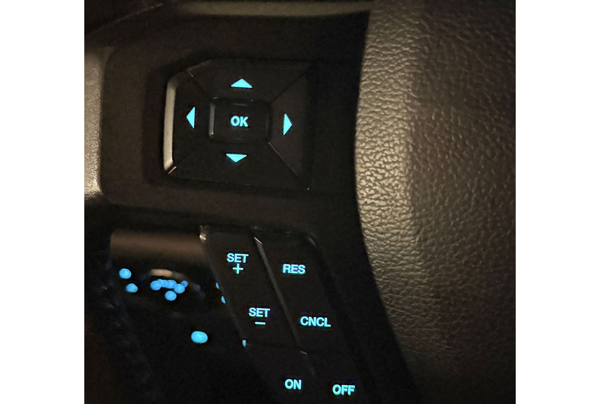 FORD NEW F150 XLT 4X4 5.0 2021