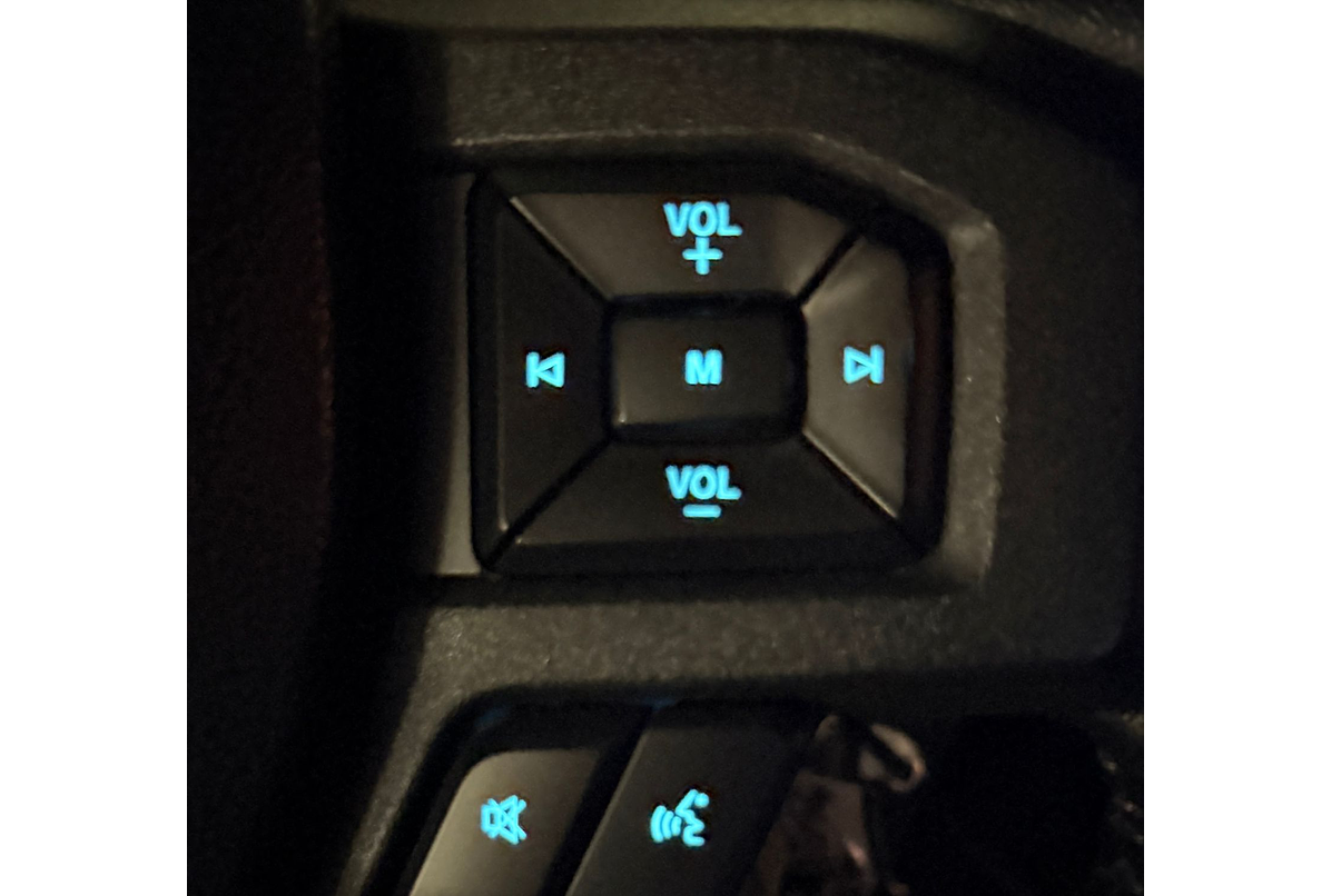 FORD NEW F150 XLT 4X4 5.0 2021