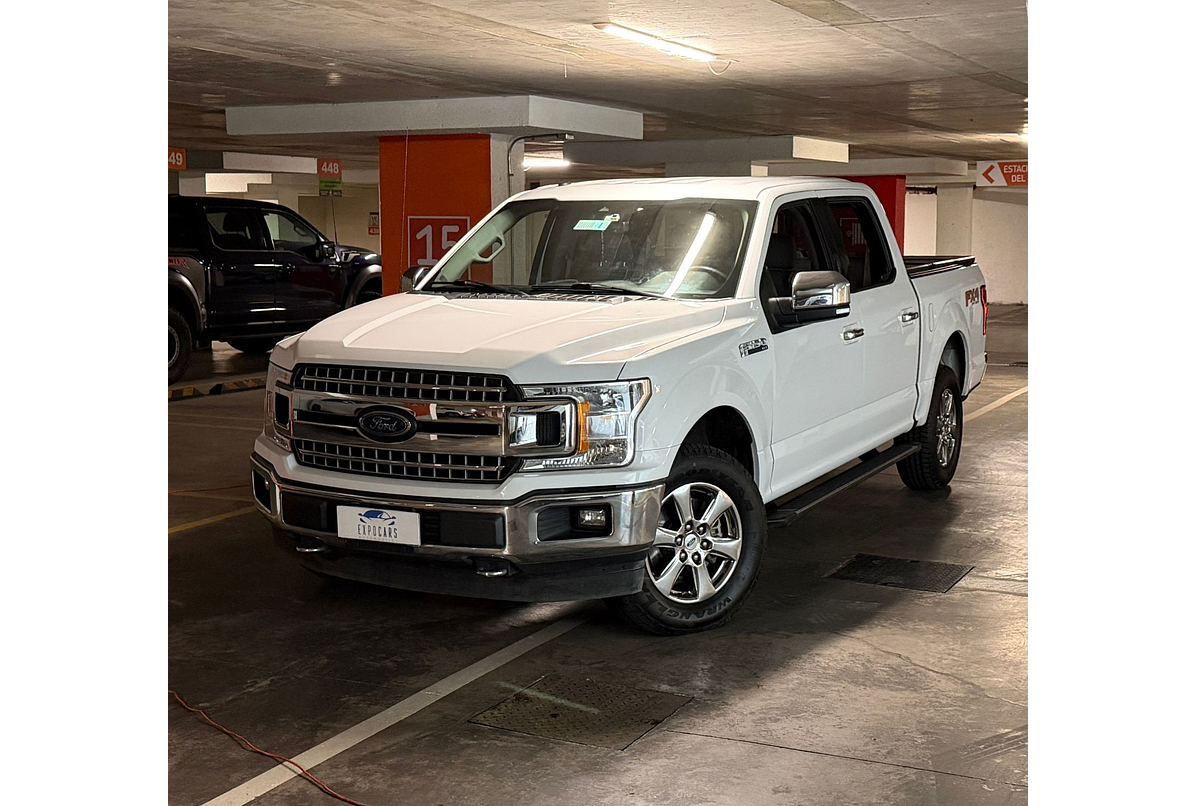 FORD NEW F150 XLT 4X4 5.0 2021