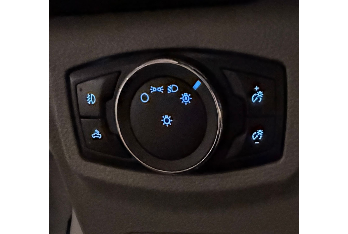 FORD NEW F150 XLT 4X4 5.0 2021