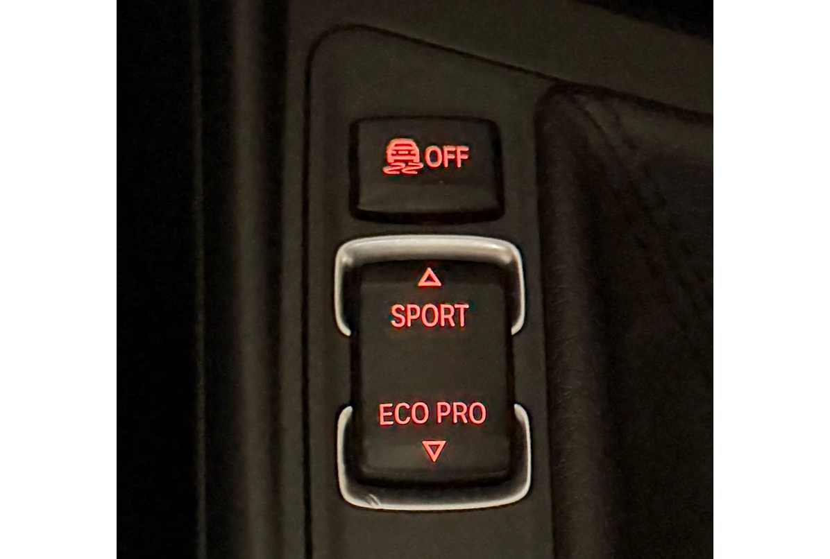 BMW 114I SPORT 1.6 2014