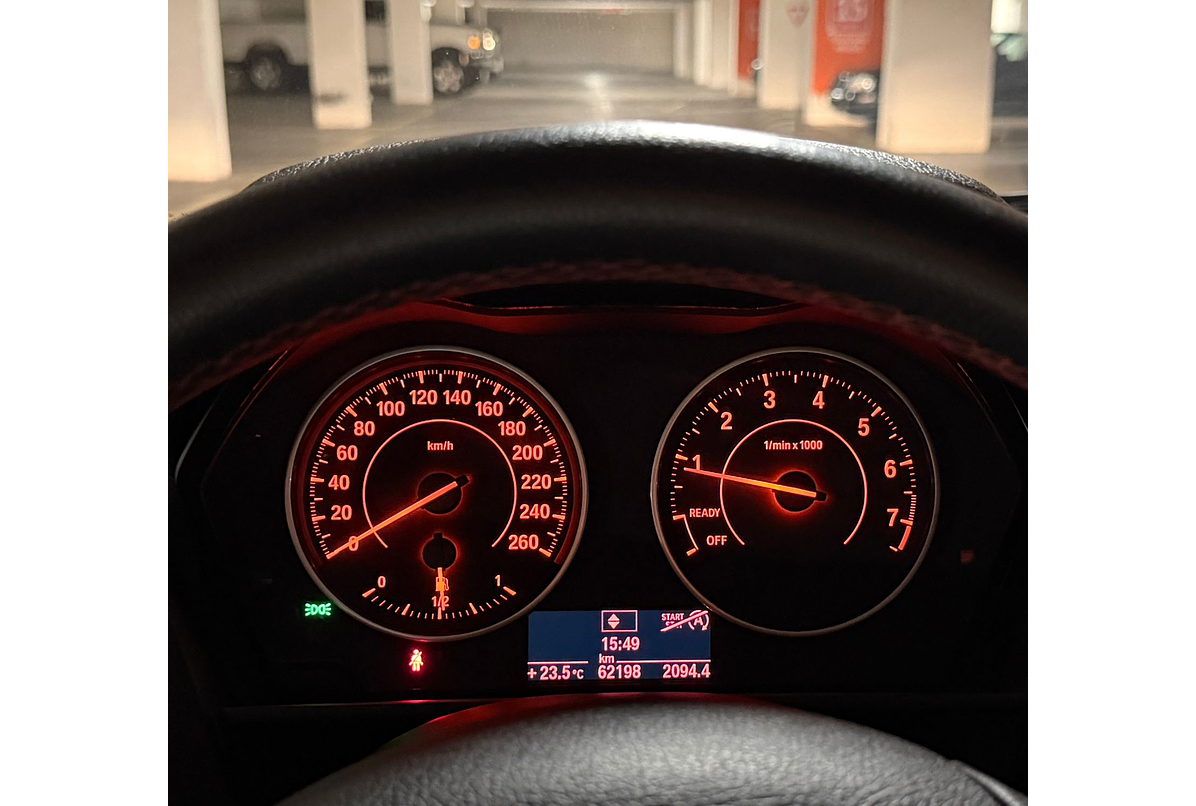 BMW 114I SPORT 1.6 2014