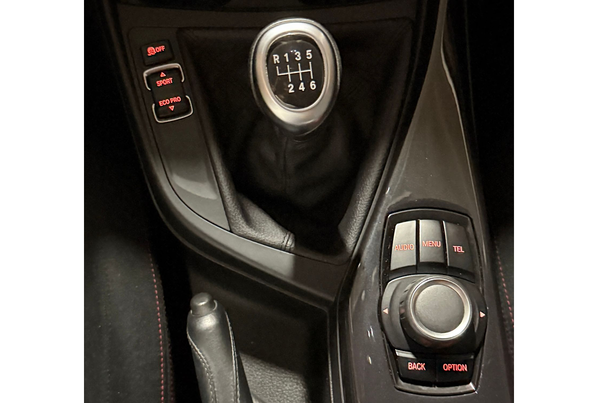 BMW 114I SPORT 1.6 2014