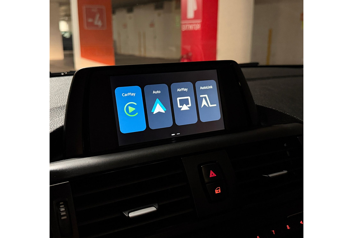 BMW 114I SPORT 1.6 2014