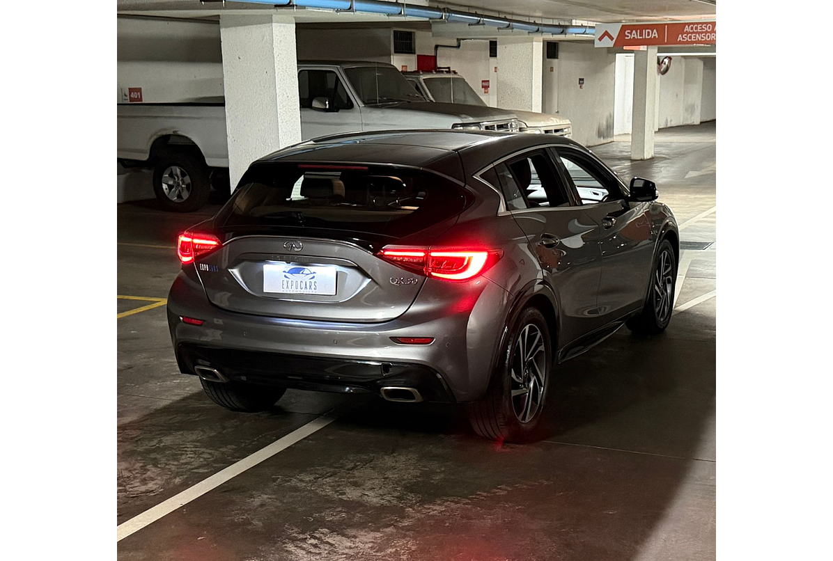 INFINITI QX30 2.0 2019