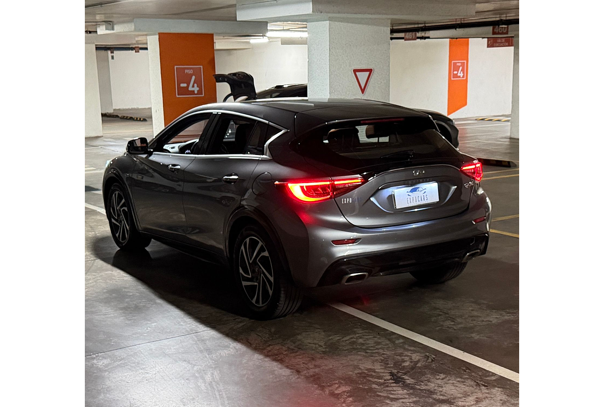 INFINITI QX30 2.0 2019