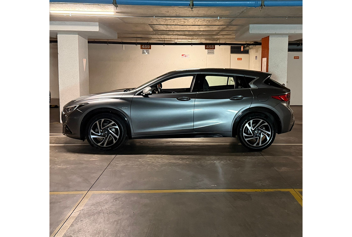INFINITI QX30 2.0 2019