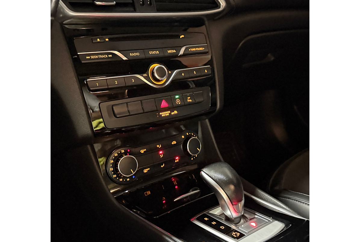 INFINITI QX30 2.0 2019