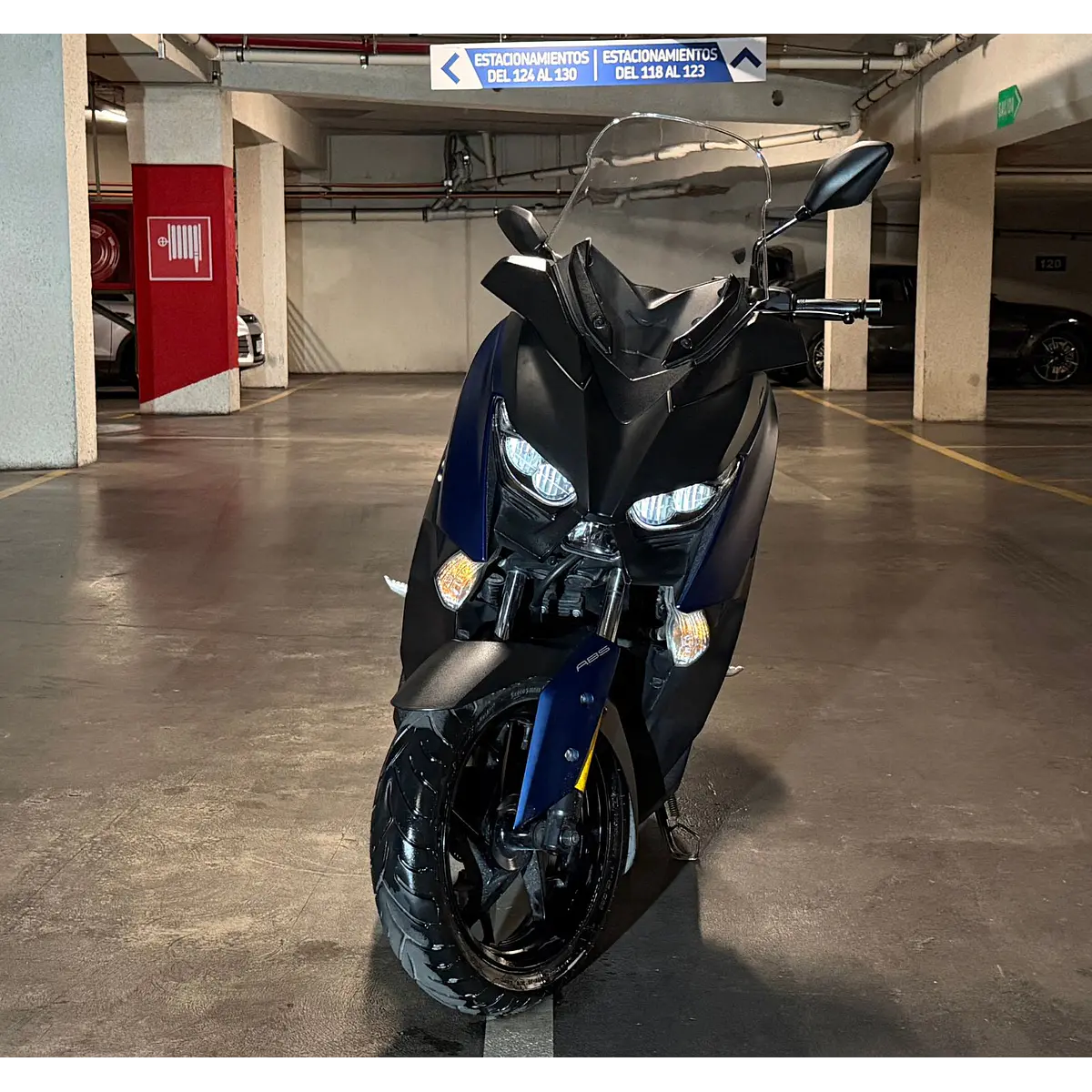 Yamaha X-Max300 — foto 4 de 40