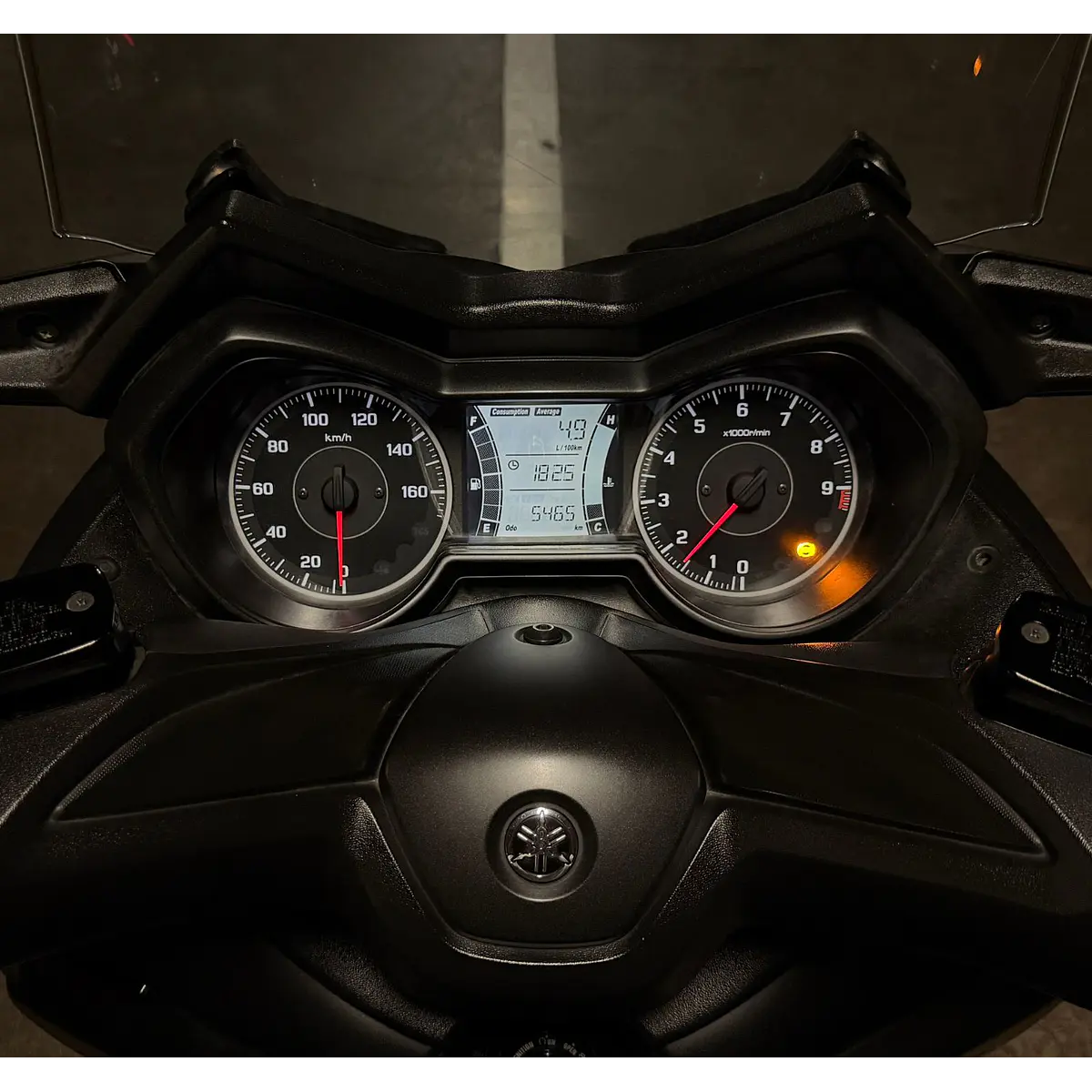 Yamaha X-Max300 — foto 18 de 40