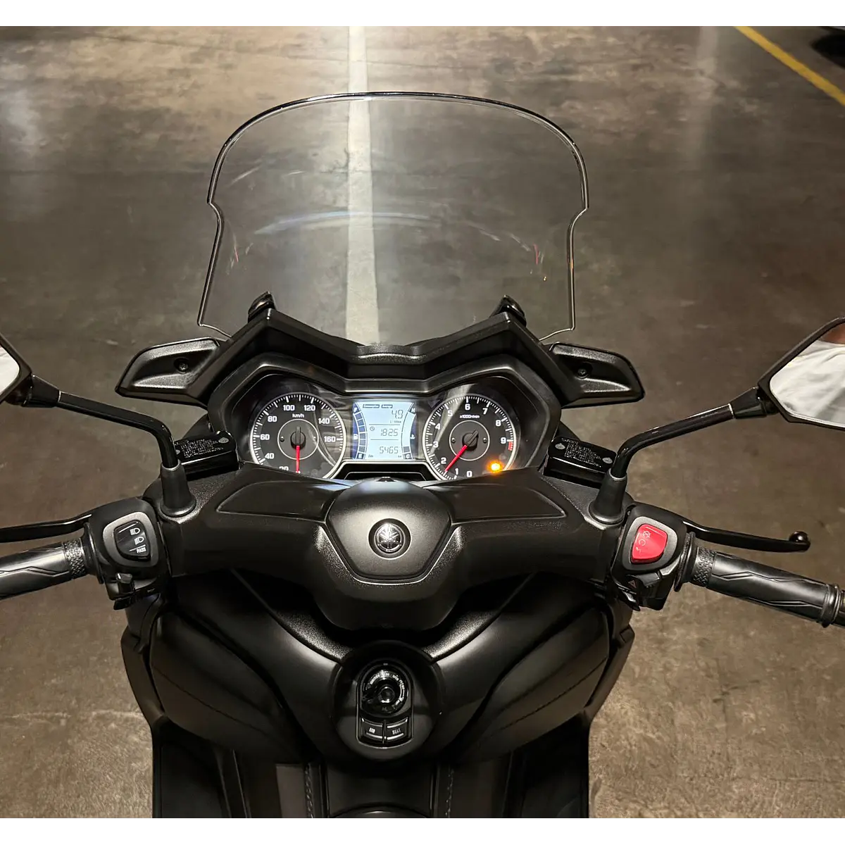 Yamaha X-Max300 — foto 20 de 40