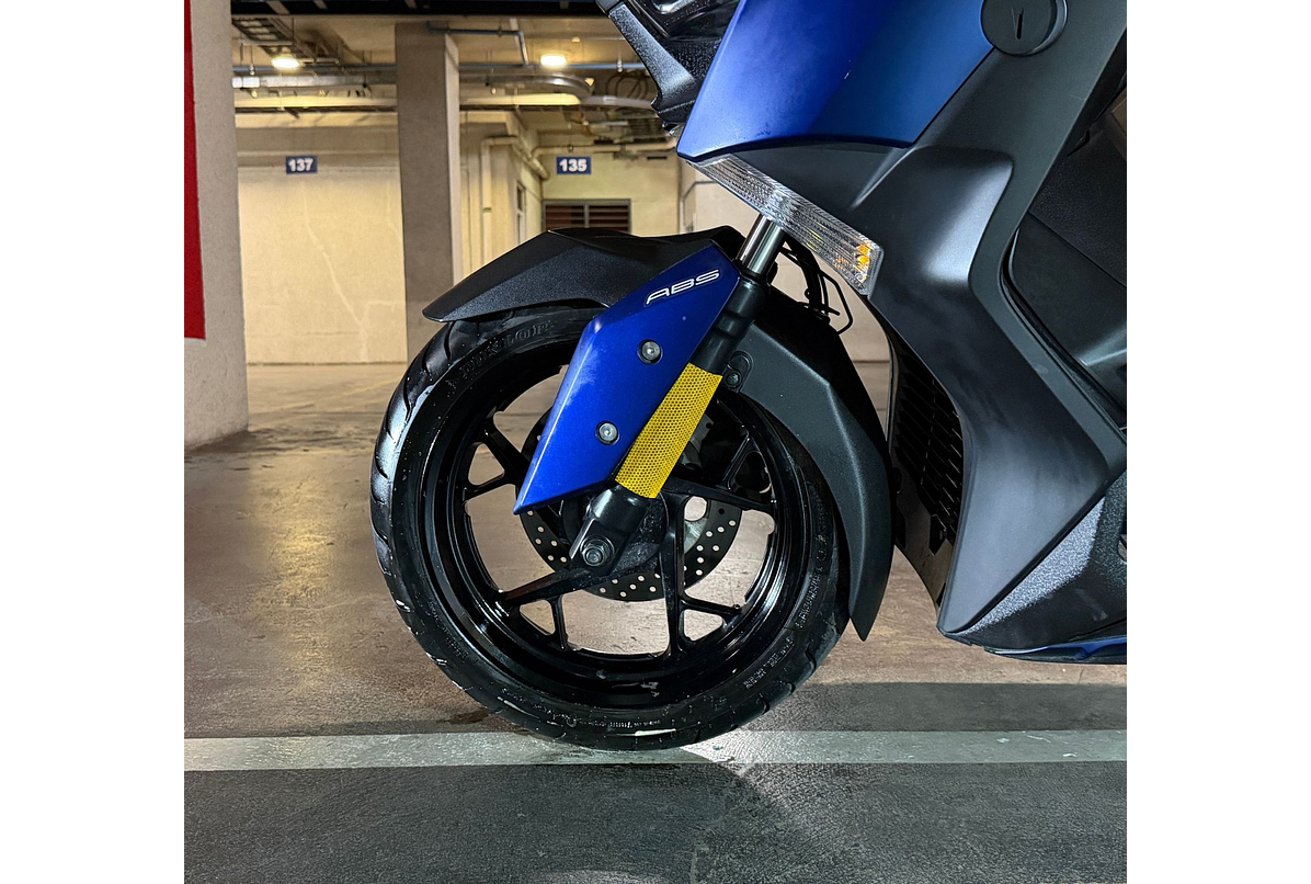 YAMAHA X-MAX 300 2021