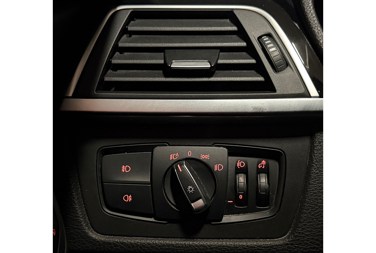 BMW 318I SPORT LCI 1.5 2019