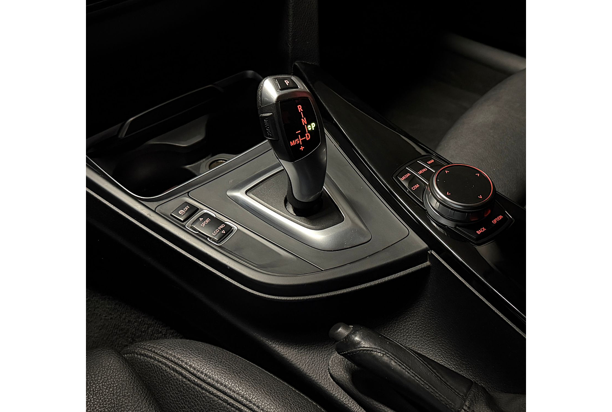 BMW 318I SPORT LCI 1.5 2019