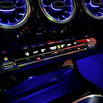 MERCEDES BENZ A250 AMG LINE SEDÁN 2.0 2023