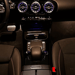 MERCEDES BENZ A250 AMG LINE SEDÁN 2.0 2023