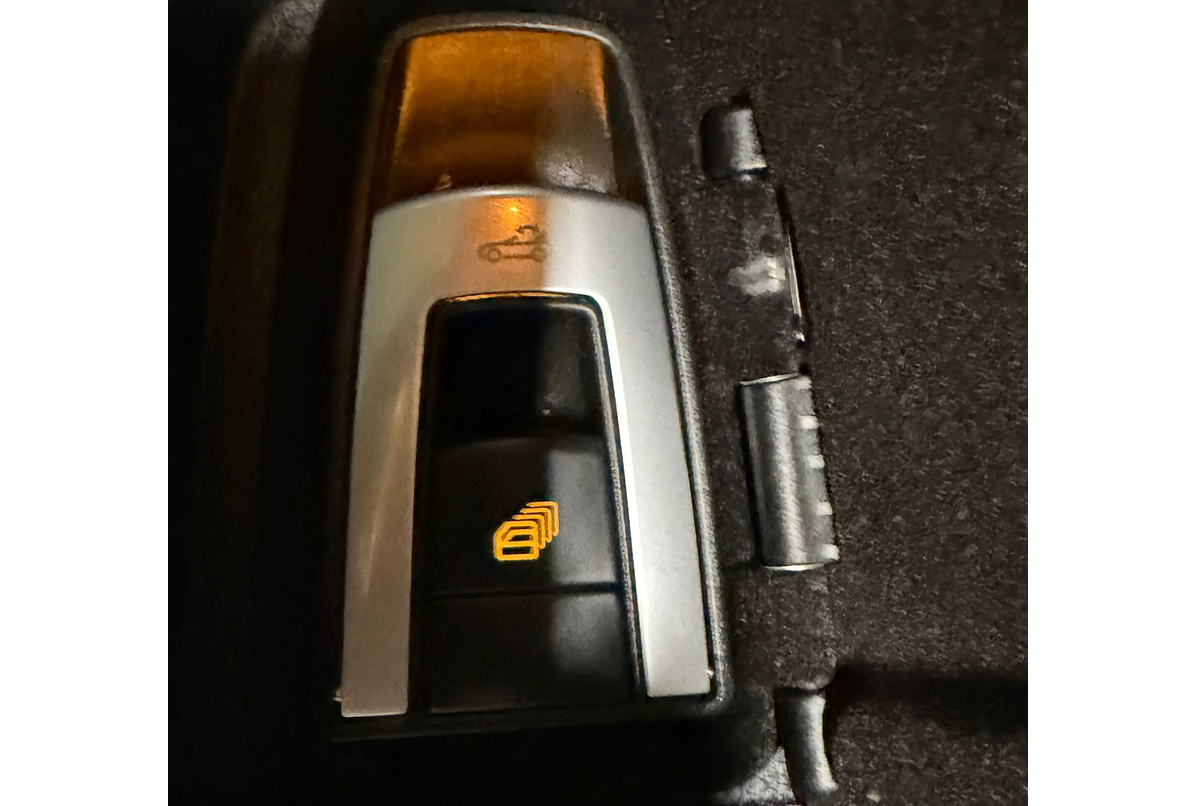 MERCEDES BENZ E250 CABRIOLET 2.0 2016