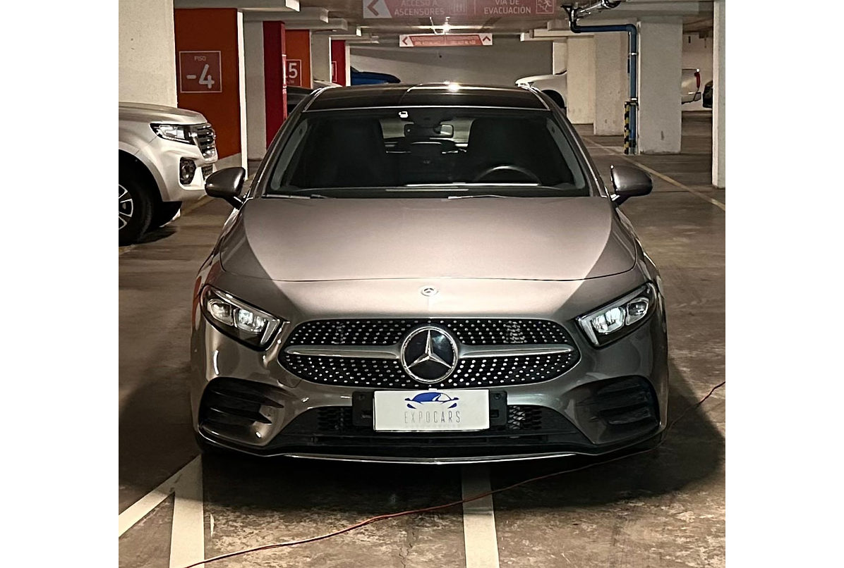 MERCEDES BENZ A250 AMG LINE 2.0 2023