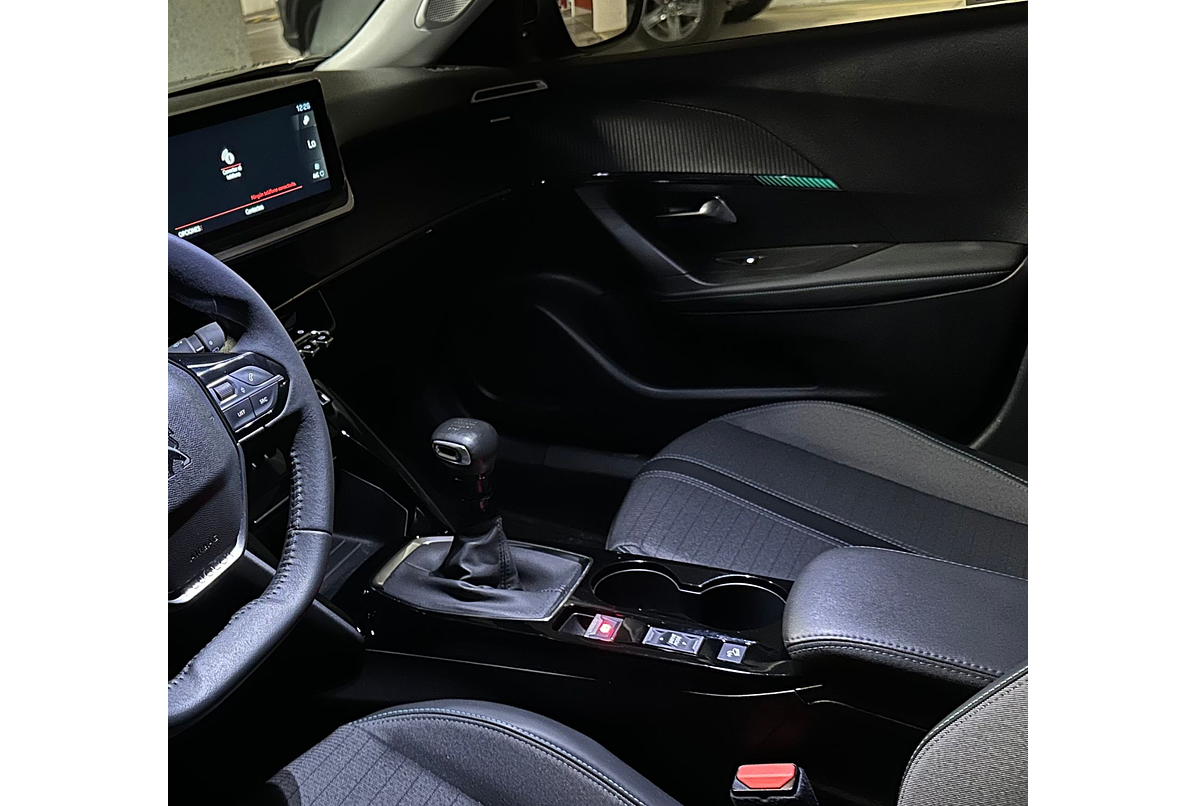 PEUGEOT 2008 PACK ALLURE 1.2 2022