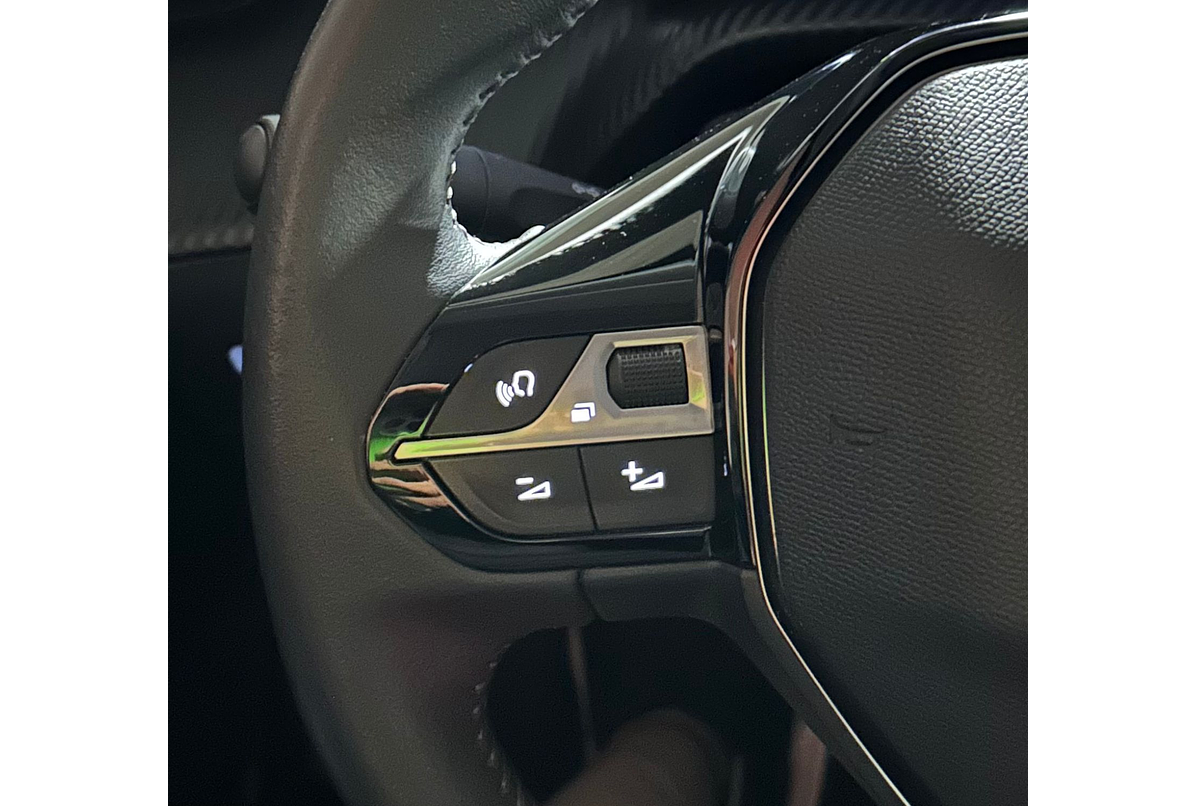 PEUGEOT 2008 PACK ALLURE 1.2 2022