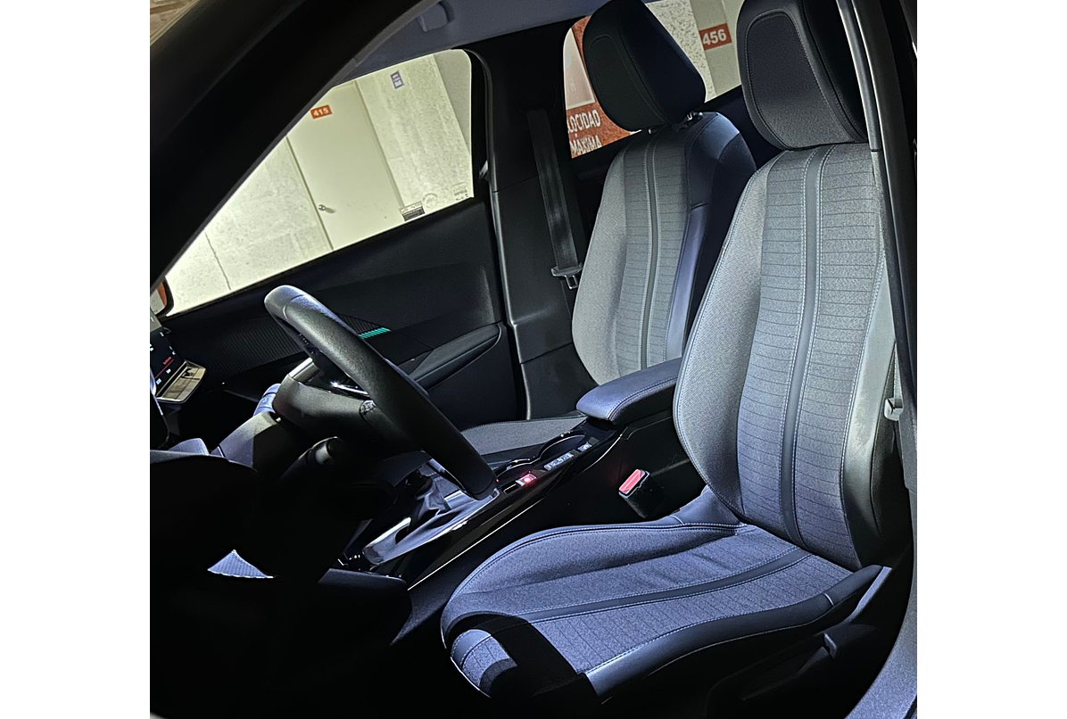 PEUGEOT 2008 PACK ALLURE 1.2 2022