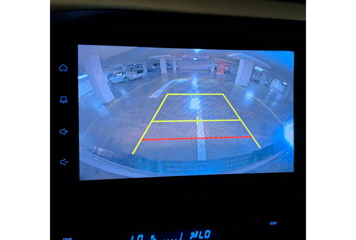 TOYOTA HILUX 2.7 4X2 MT SR 2023