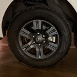 TOYOTA HILUX 2.7 4X2 MT SR 2023