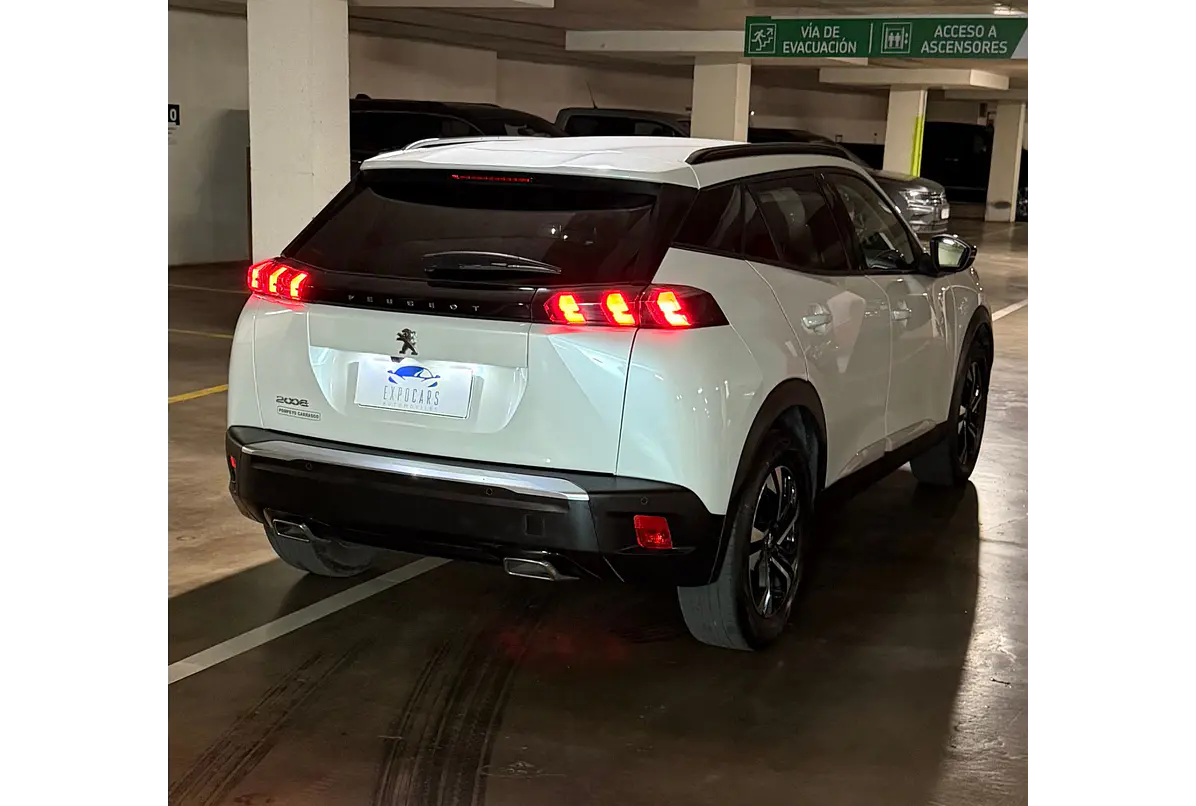 PEUGEOT 2008 PURETECH 130 EAT8 1.2 2022