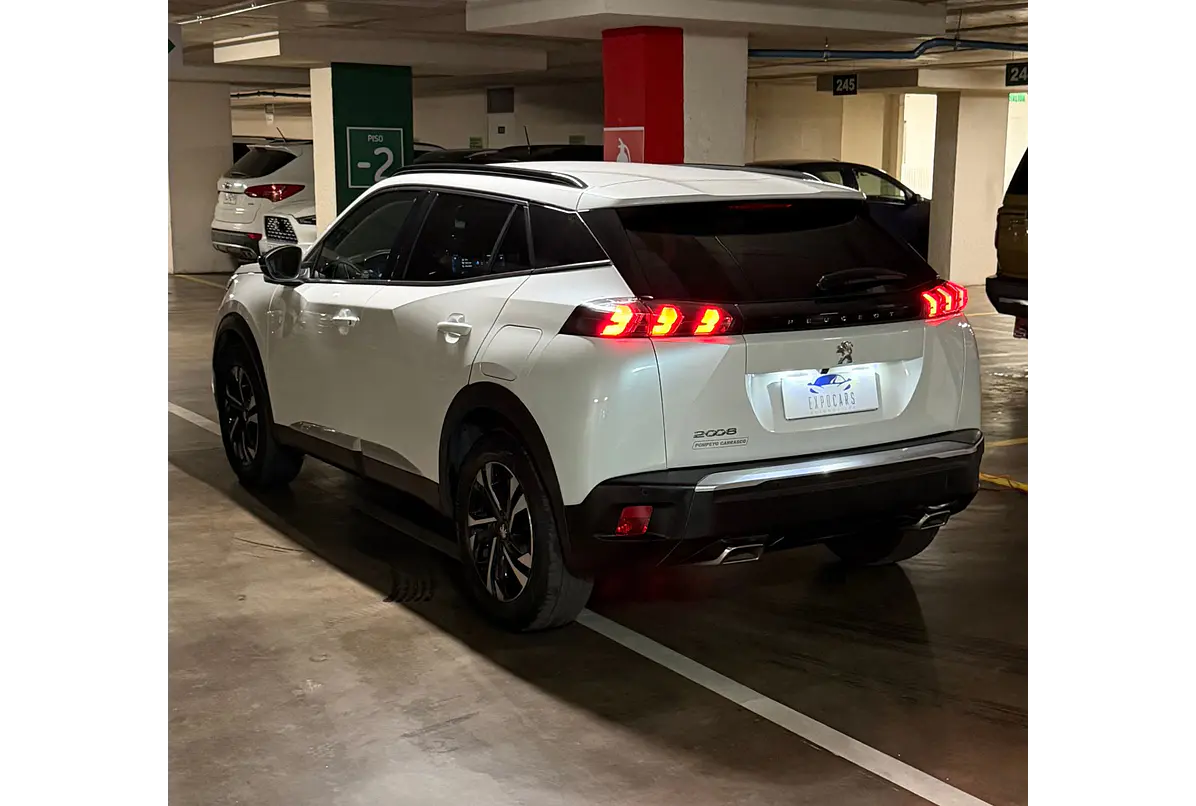 PEUGEOT 2008 PURETECH 130 EAT8 1.2 2022