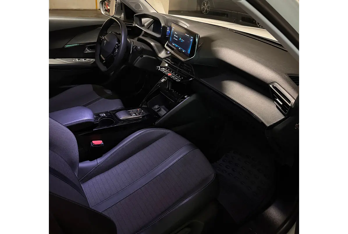 PEUGEOT 2008 PURETECH 130 EAT8 1.2 2022