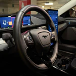 FORD MUSTANG MACH E 2024