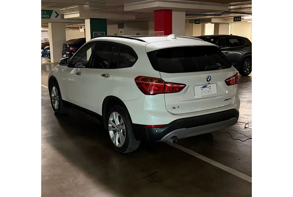 BMW X1 SDRIVE18D LUXURY 2.0 2020