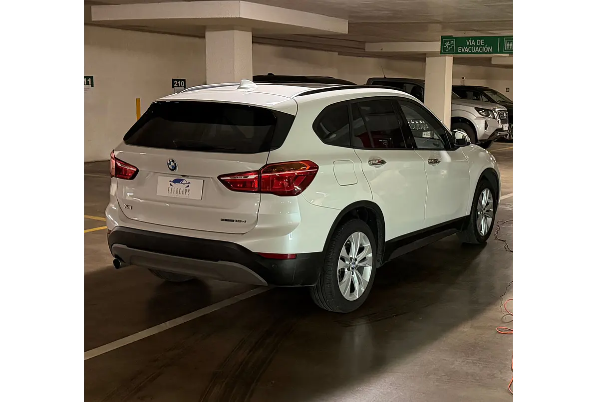 BMW X1 SDRIVE18D LUXURY 2.0 2020