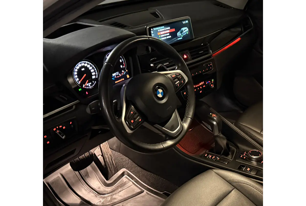 BMW X1 SDRIVE18D LUXURY 2.0 2020