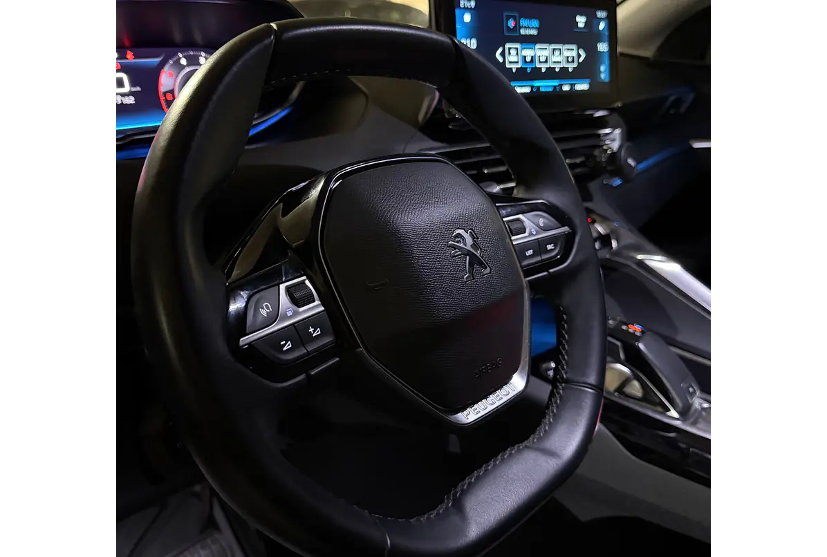 PEUGEOT 3008 BLUE HDI 130 EAT8 1.5 2022